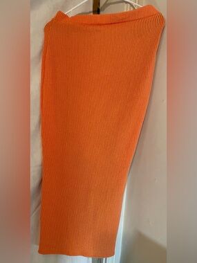 Spring Haze Los Angeles Ribbed Orange Knit Bodycon Skirt